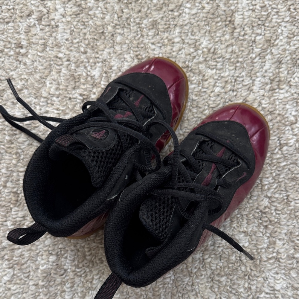 Nike toddler Burgundy and Black Lace-Up Sneakers ( SOLD)
